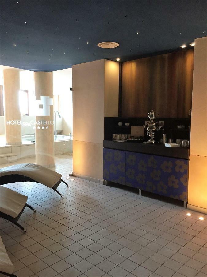 Il Castello Di Lovere Hotel Eksteriør billede
